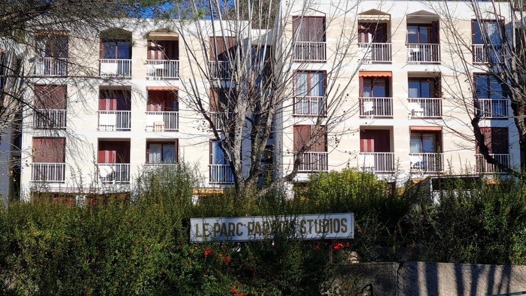 Appartement Superbes Du Parc Paradis *